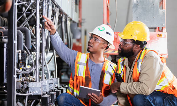 Best Electrical Outlet Repair  in Weaverville, CA